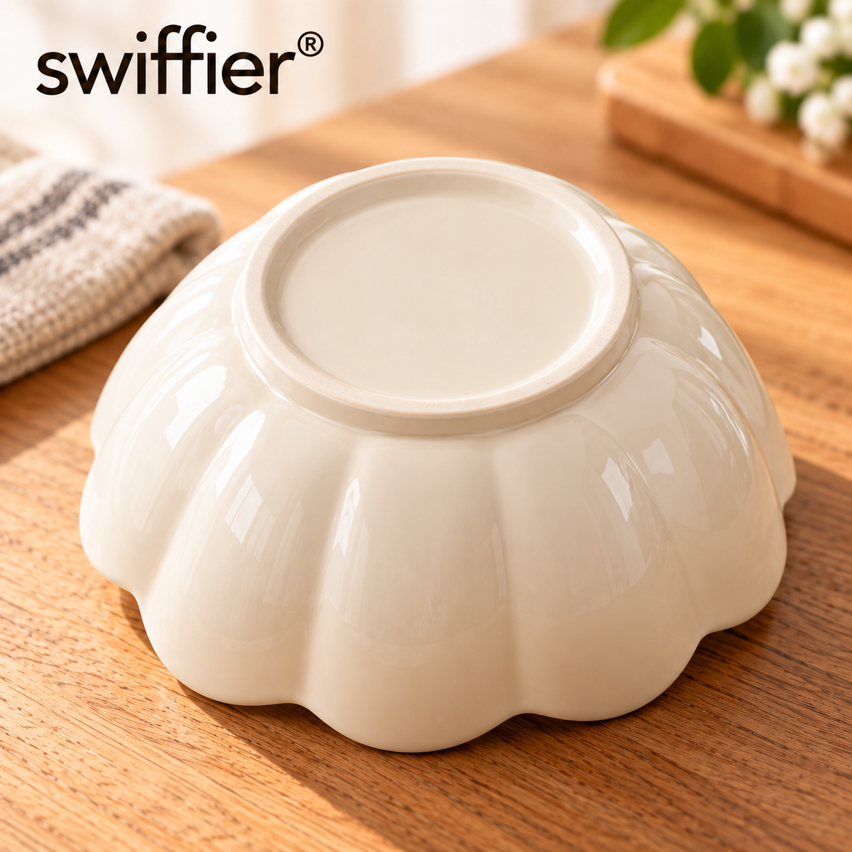 Swiffier® Ivory Scalloped Ceramic Bowl